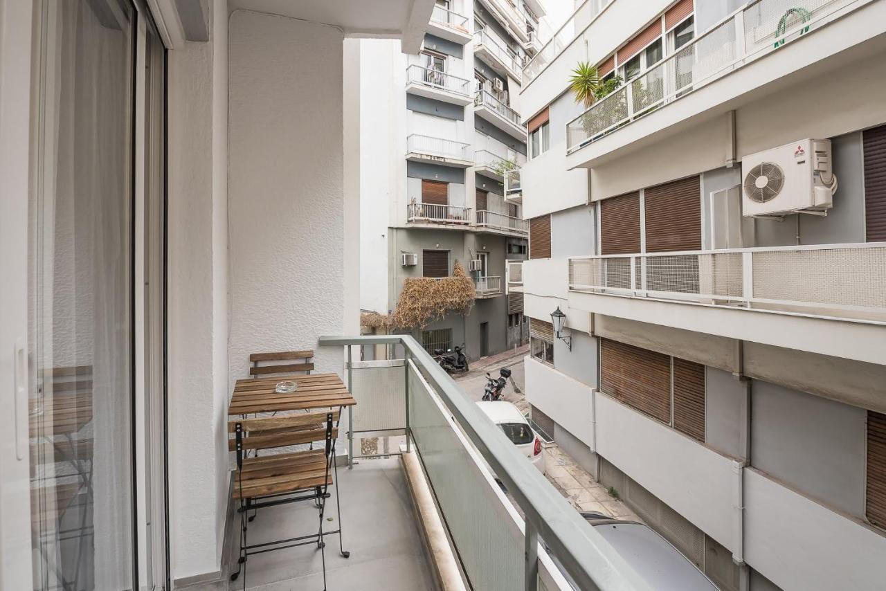 Crown Designed Apartments Atene Esterno foto